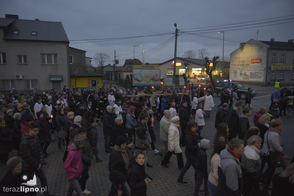 Droga Krzyżowa przeszła ulicami Lipna