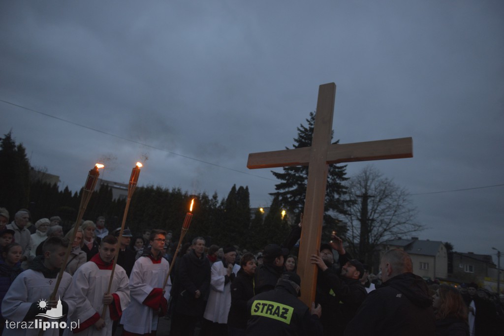 Droga Krzyżowa przeszła ulicami Lipna