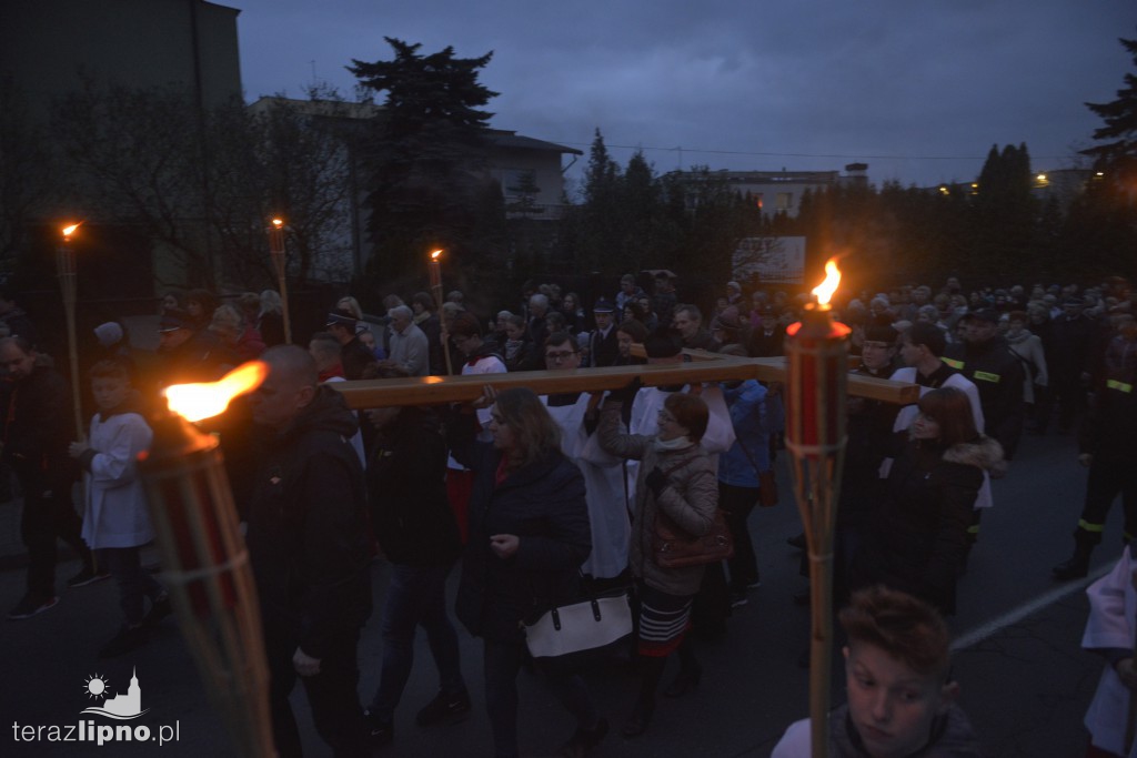 Droga Krzyżowa przeszła ulicami Lipna