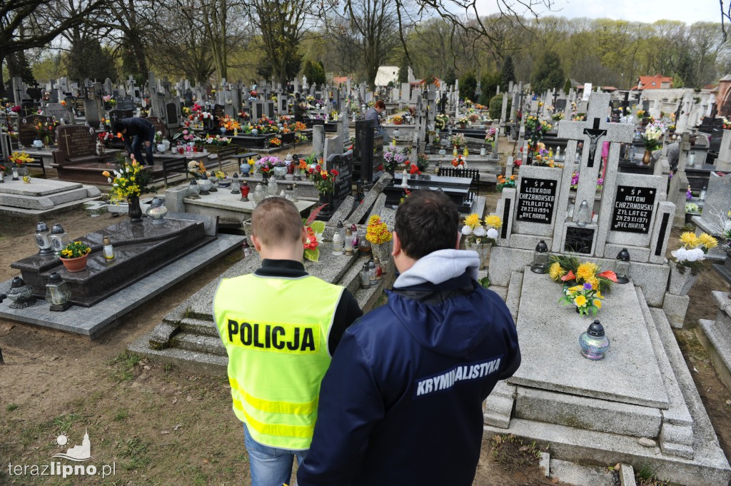 Dewastacja grobów w Skępem
