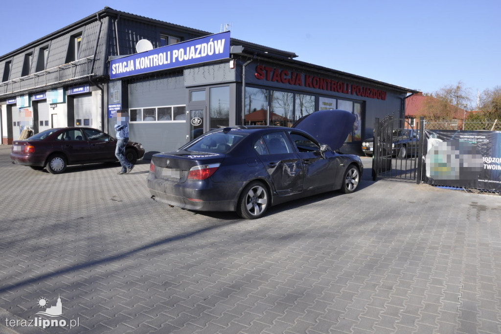 Motocykl zderzył się z BMW