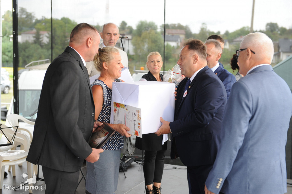 Powiatowe dożynki w Bobrownikach