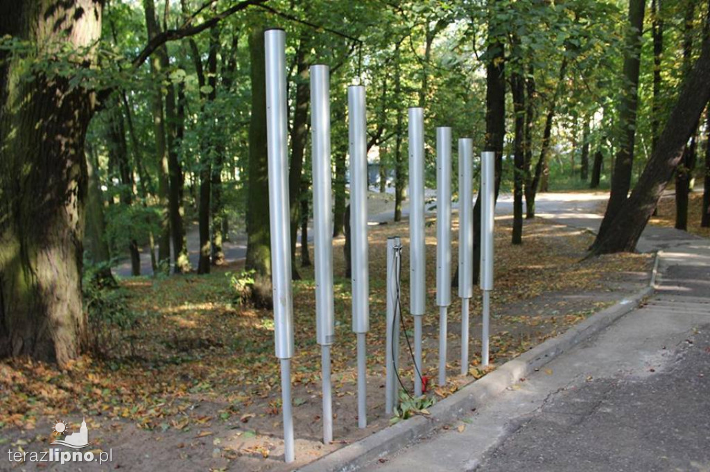 Muszla w parku miejskim po remoncie