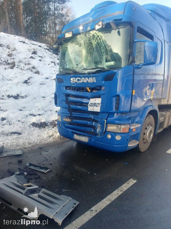 Kolizja dwóch samochodów ciężarowych