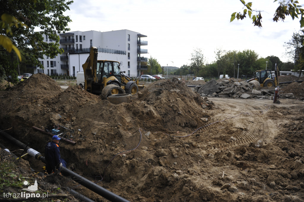 Przekazanie placu pod budowę bloku