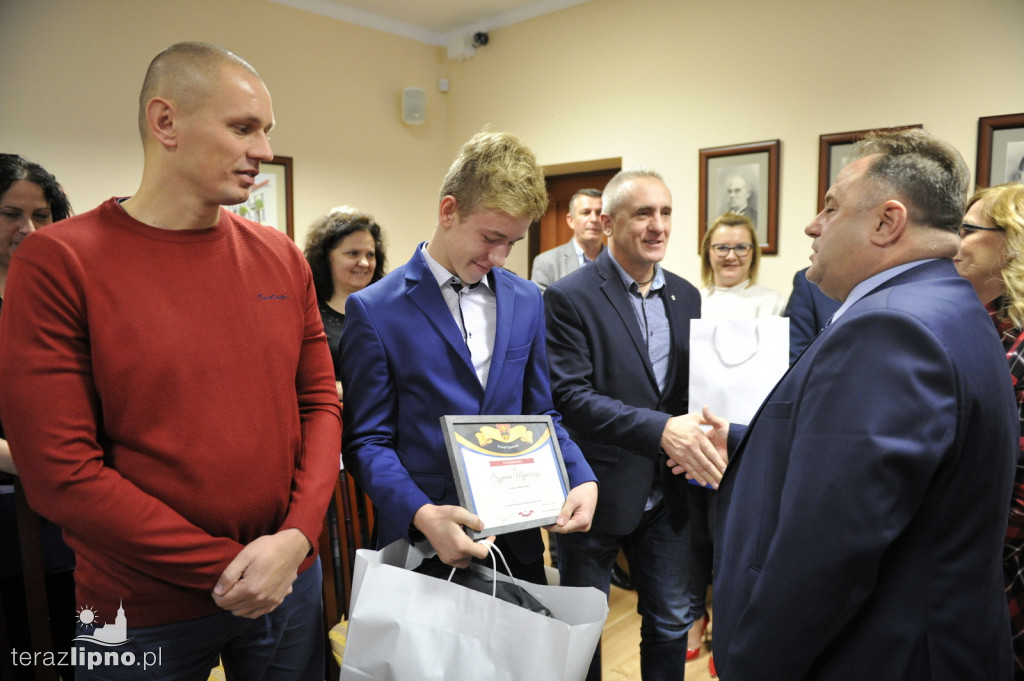Podziękowania podczas sesji Rady Powiatu