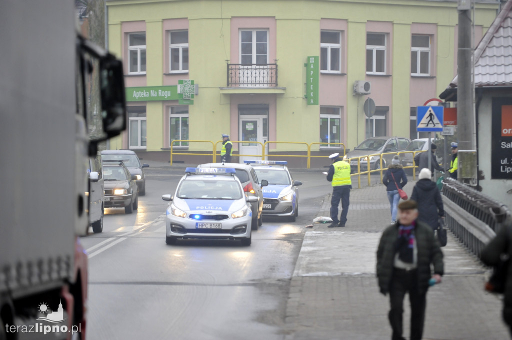 Potrącenie na pasach w Lipnie