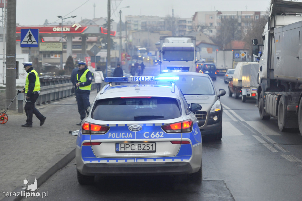 Potrącenie na pasach w Lipnie