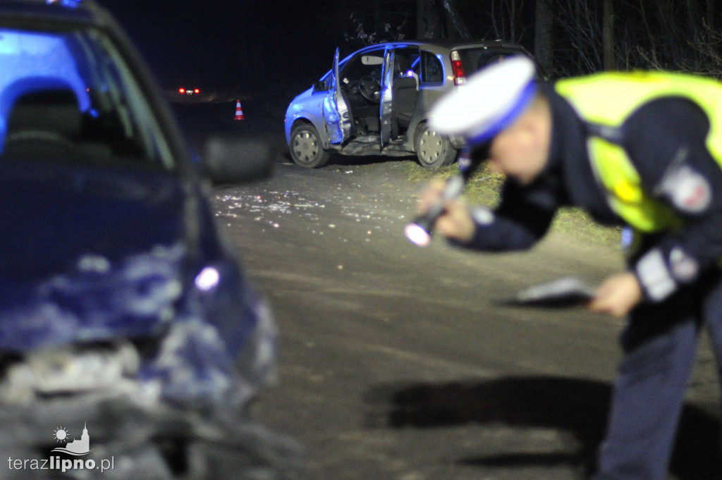 Volkswagen uderzył w opla na Wyszyńskiego