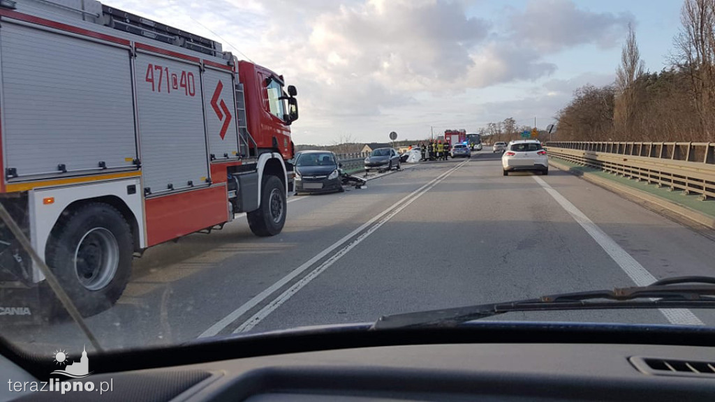 Pijany kierowca staranował kilka pojazdów