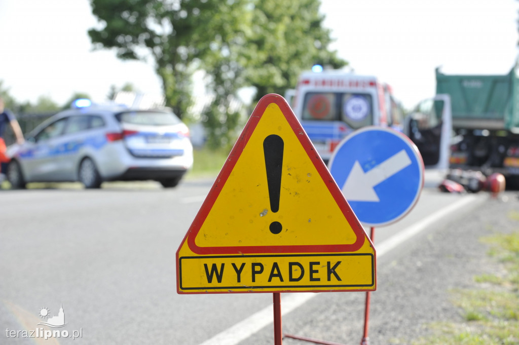 Zderzenie motoroweru i ciężarówki na DK 67