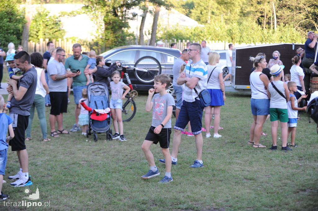 Panorama z lotu ptaka. Festiwal balonów w Lipnie