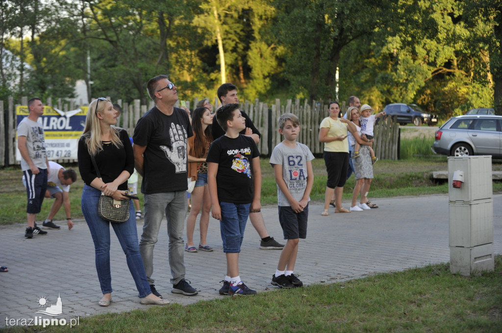 Panorama z lotu ptaka. Festiwal balonów w Lipnie