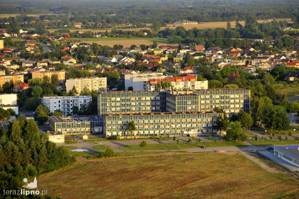 Panorama z lotu ptaka. Festiwal balonów w Lipnie