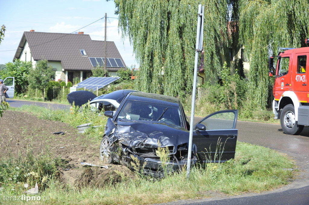 Zderzenie audi i nissana w Jastrzębiu