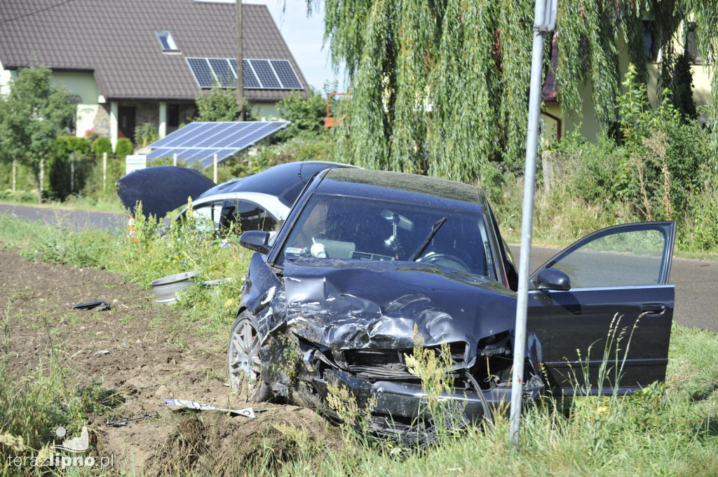Zderzenie audi i nissana w Jastrzębiu