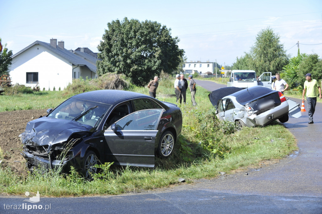 Zderzenie audi i nissana w Jastrzębiu