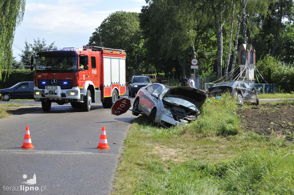 Zderzenie audi i nissana w Jastrzębiu