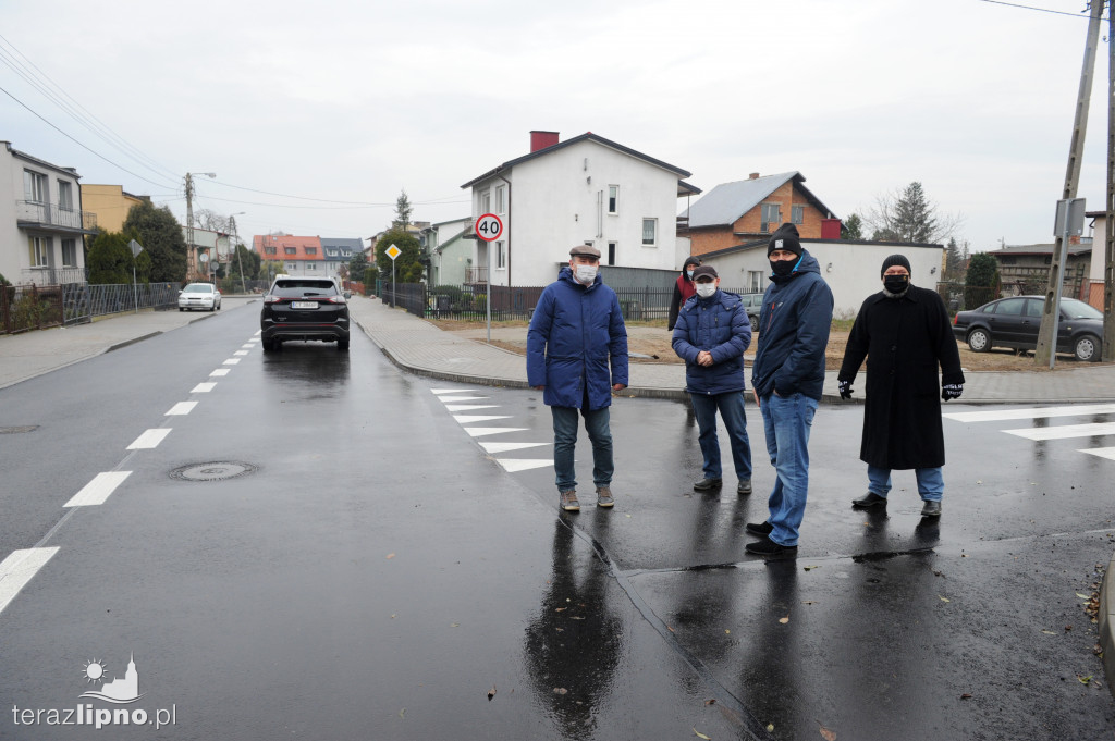 Oddanie drogi na osiedlu kwiatów w Lipnie