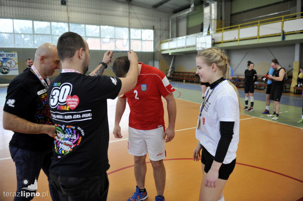 Turniej siatkówki mikstów w ramach 30. finału WOŚP w Lipnie