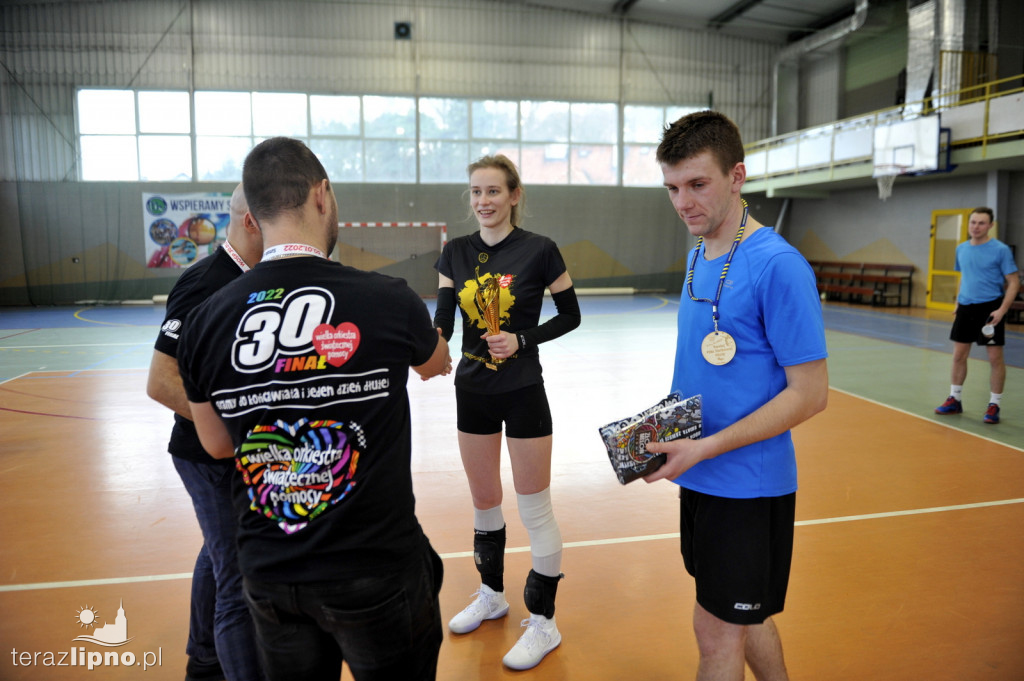 Turniej siatkówki mikstów w ramach 30. finału WOŚP w Lipnie