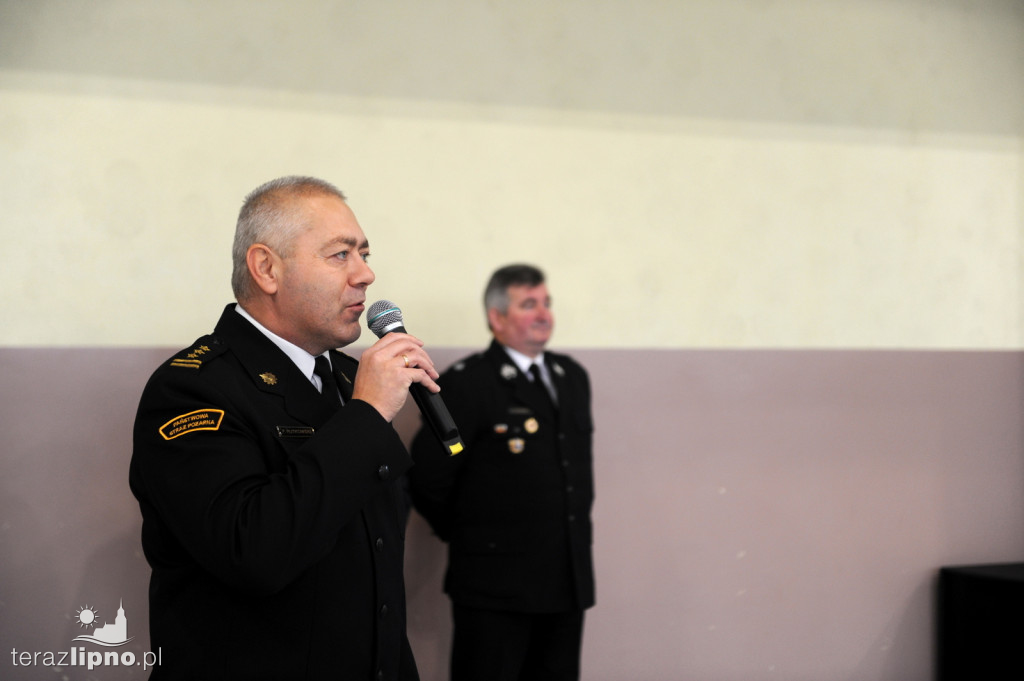 Turniej piłki halowej MDP w Karnkowie