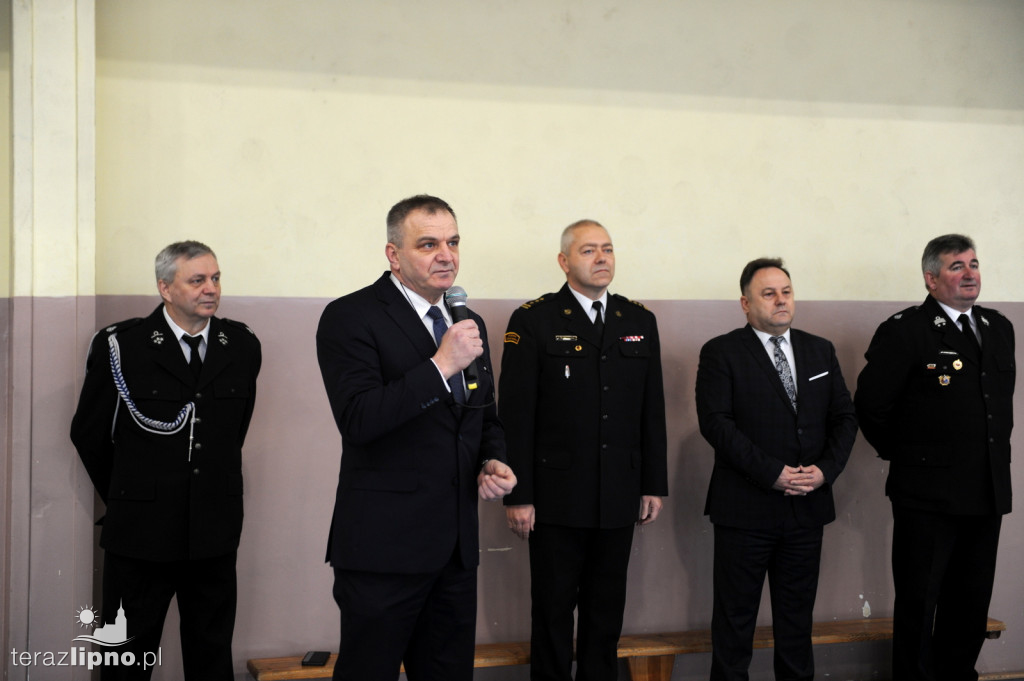 Turniej piłki halowej MDP w Karnkowie