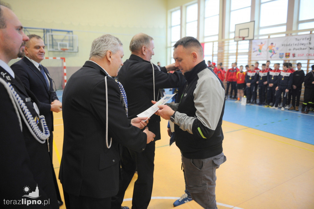Turniej piłki halowej MDP w Karnkowie