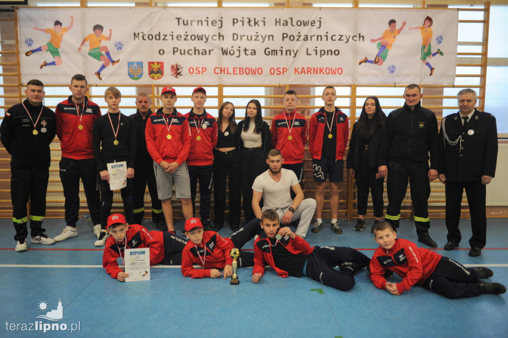 Turniej piłki halowej MDP w Karnkowie