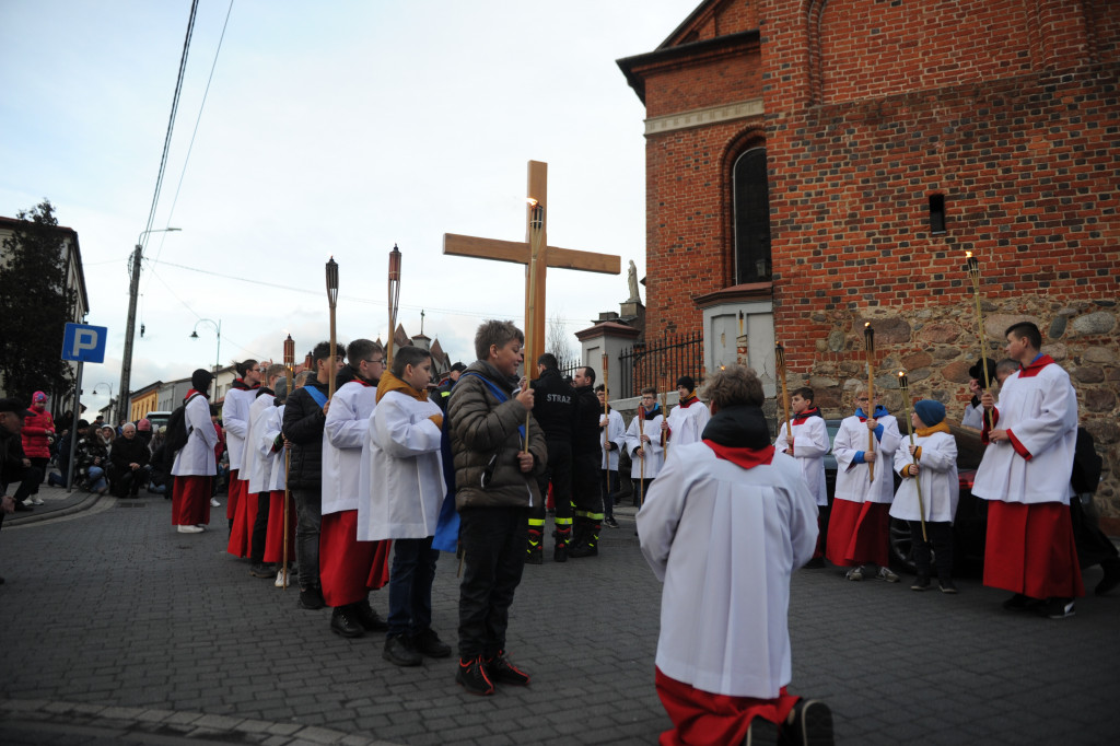 Lipno: Droga krzyżowa przeszła ulicami miasta