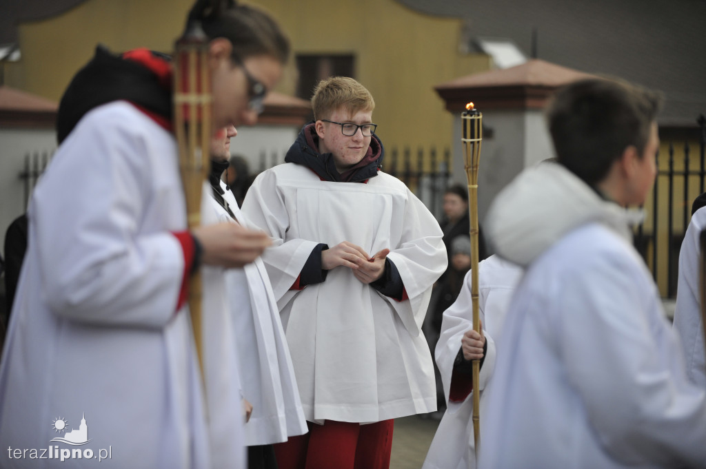 Lipno: Droga krzyżowa przeszła ulicami miasta