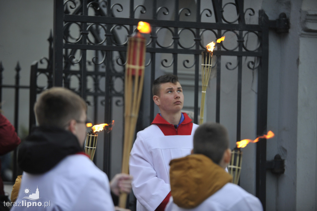 Lipno: Droga krzyżowa przeszła ulicami miasta