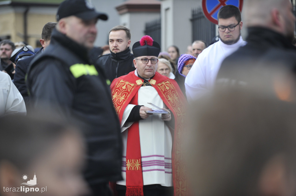 Lipno: Droga krzyżowa przeszła ulicami miasta