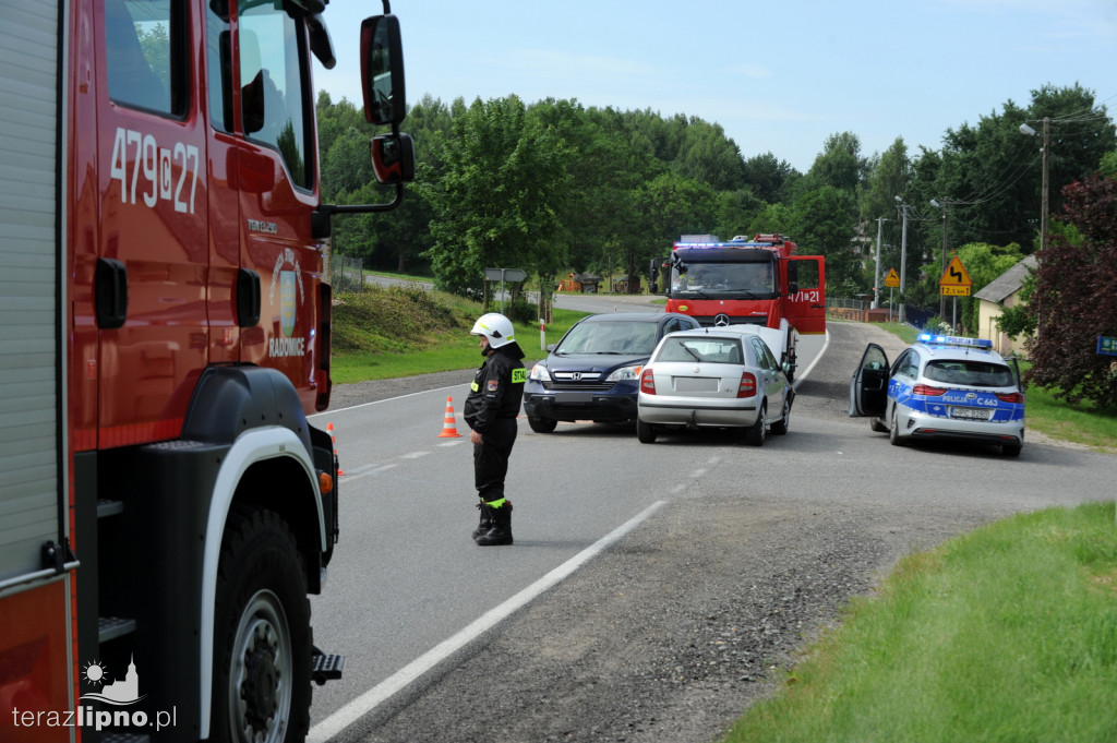 Dwa samochody zderzyły się na DK67