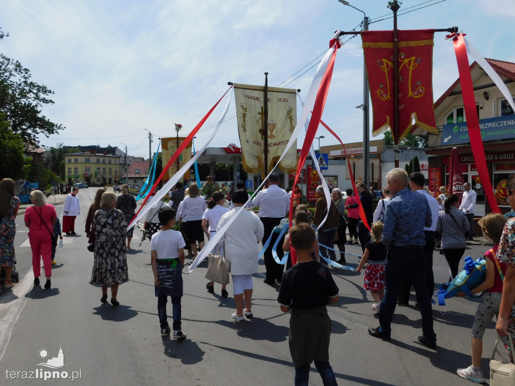 Procesja Bożego Ciała przeszła ulicami Lipna