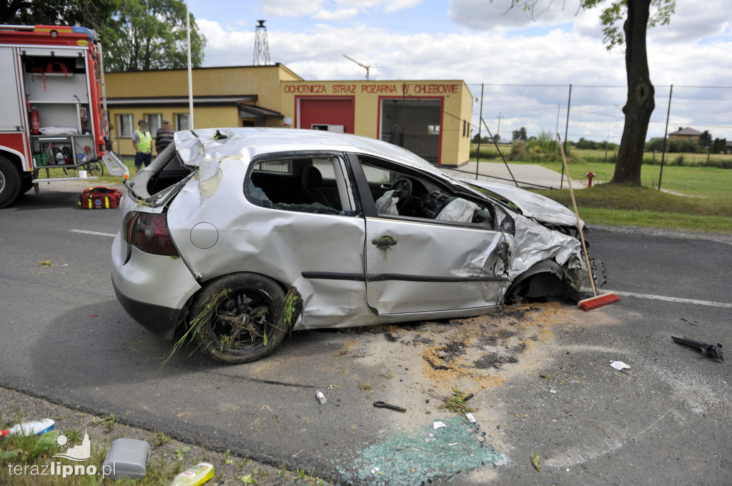 Zderzenie pojazdów na DW 557 w Chlebowie