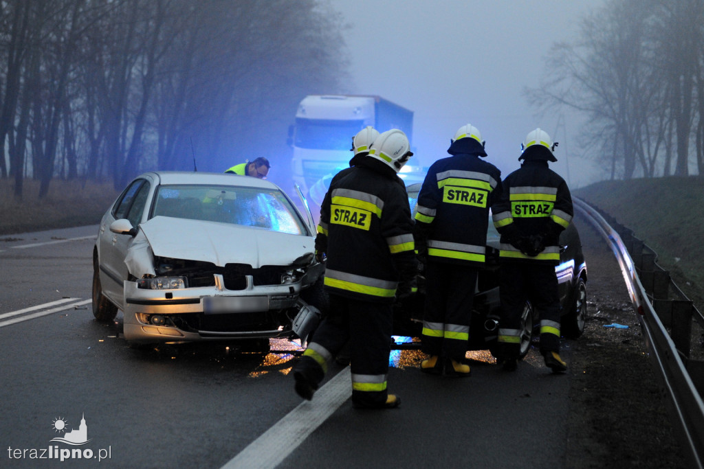 Dwa samochody zderzyły się na DK 10