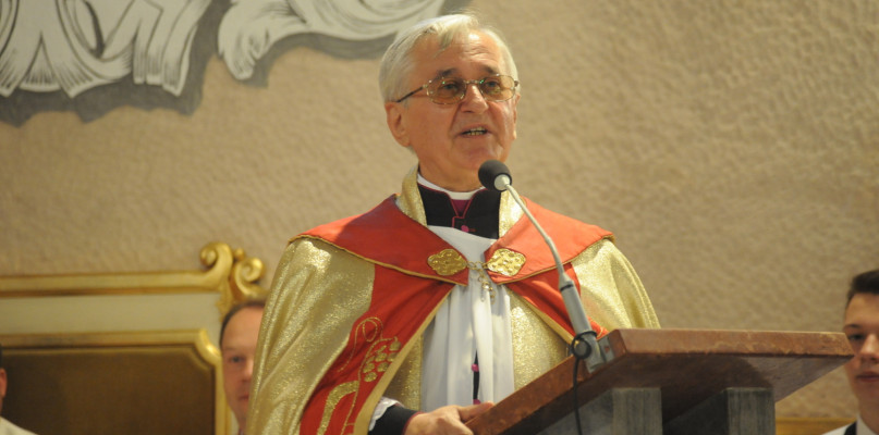 Ks. prałat Henryk Ambroziak był proboszczem parafii pw. WNMP w Lipnie przez siedem lat. /fot. Marcin Jaworski