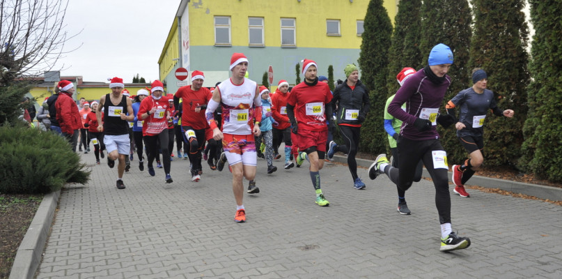 W biegu udział wzięło około 150 uczestników w kilku kategoriach wiekowych. /fot. Marcin Jaworski