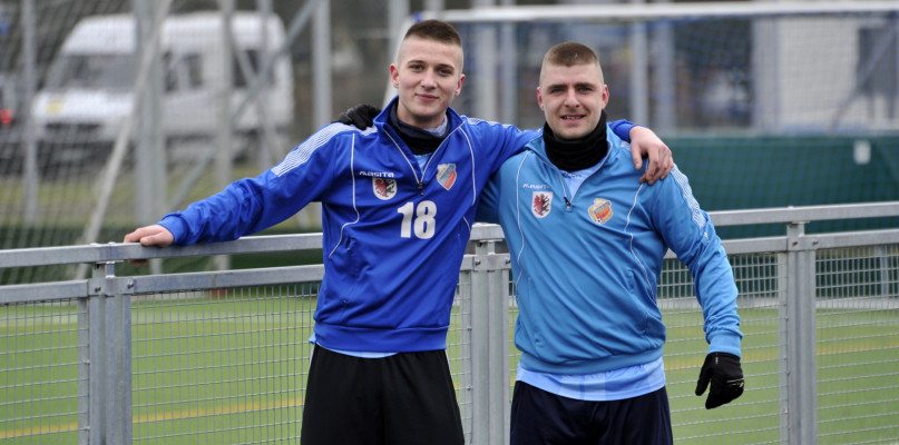 Po dwie bramki zdobyli Bartosz Kempiński (z lewej) i Bartosz Lewicki. Jedno trafienie dołożył Filip Falkowski. /Fot. Marcin Jaworski