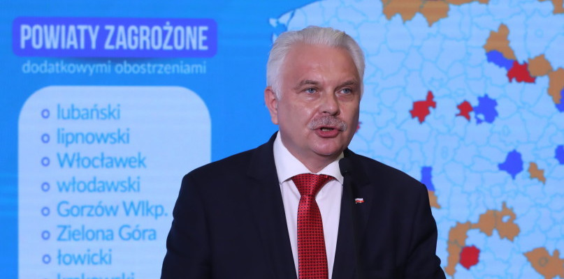 Podczas konferencji prasowej wiceminister zdrowia poinformował, że powiat lipnowski został wpisany na listę powiatów zagrożonych. /Fot. PAP