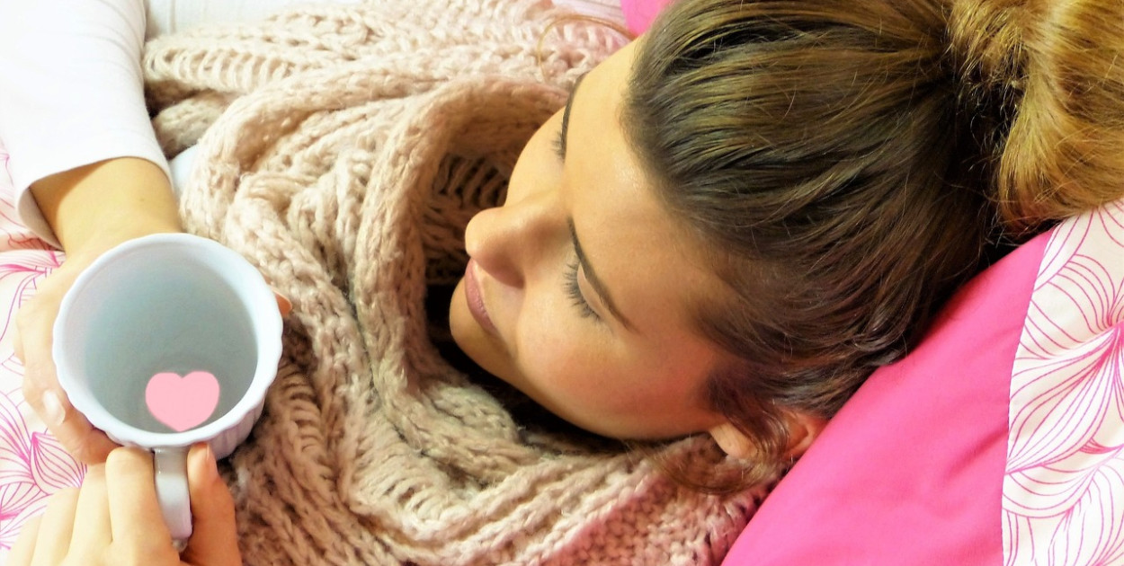 Polacy chodzą do pracy z infekcją i gorączką. Wyniki tych badań zaskakują