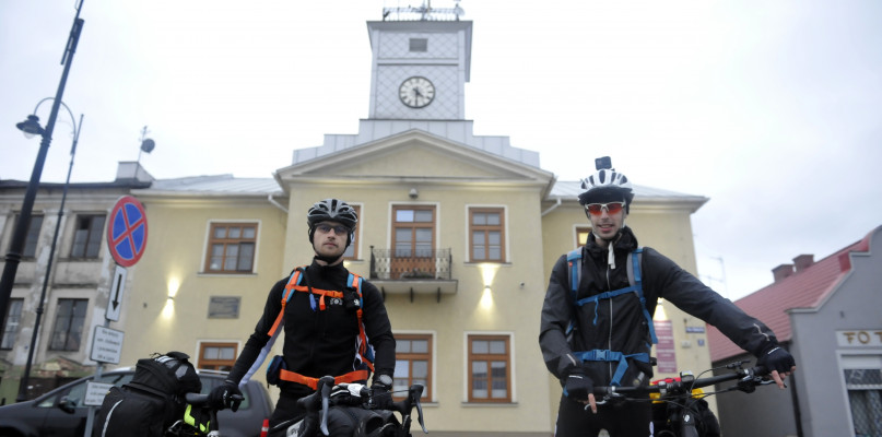 Dziś (8.07) o godzinie 4.30 Przemek i Marcin wyruszyli rowerami do Hagi. /fot. Marcin Jaworski