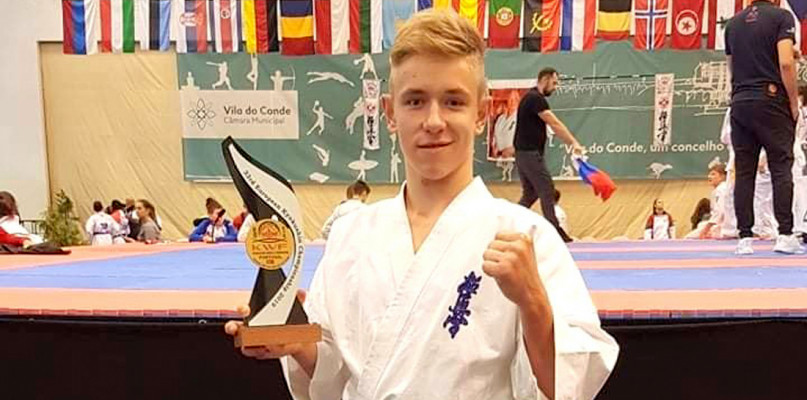 Szymon Majewski z Lipnowskiego Klubu Kyokushin Karate został wicemistrzem Europy. /fot. nadesłane