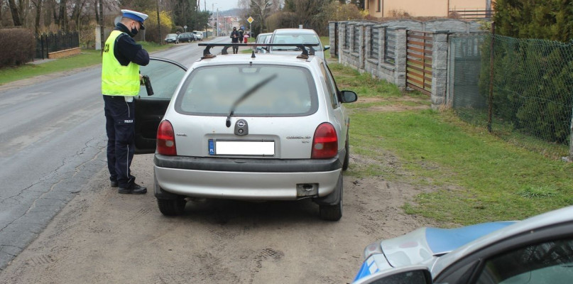 Każdego dnia funkcjonariusze odnotowują wiele przewinień, których dopuszczają się kierowcy. /Fot. KPP w Lipnie