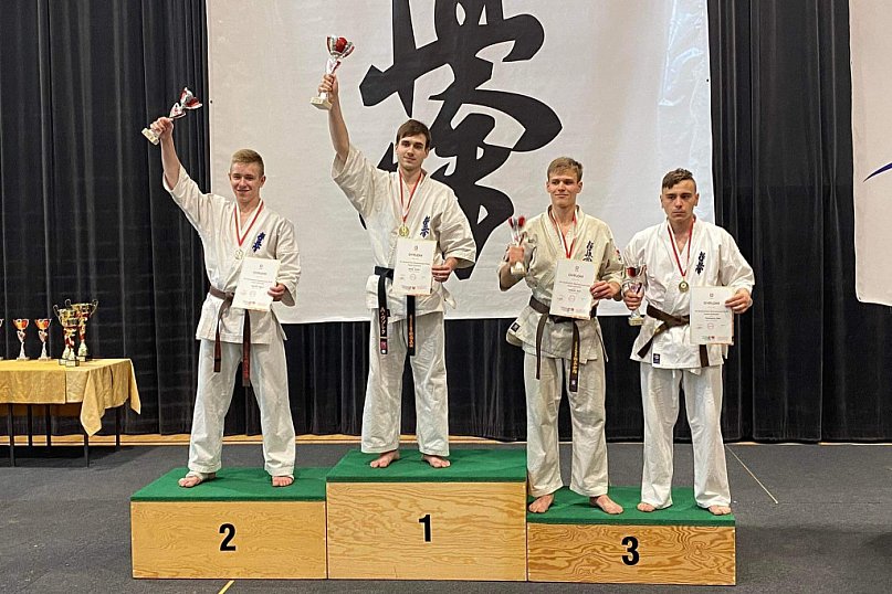 Dwa medale Szymona Majewskiego