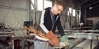 Skrócony tydzień pracy w Polsce? Ministerstwo szykuje kolejne kroki-13585