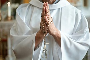 Nowe dane z Kościoła. Coraz mniej młodych wybiera drogę kapłaństwa?-14494