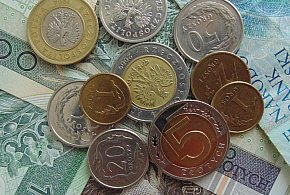 Nowe regulacje dla dorabiających. Od grudnia zmieniają się limity-14748