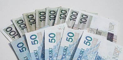 Rodzice muszą pamiętać o tej dacie. Chodzi o wypłaty 800 plus